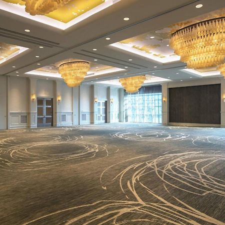 Renaissance Raleigh North Hills Hotel Екстериор снимка