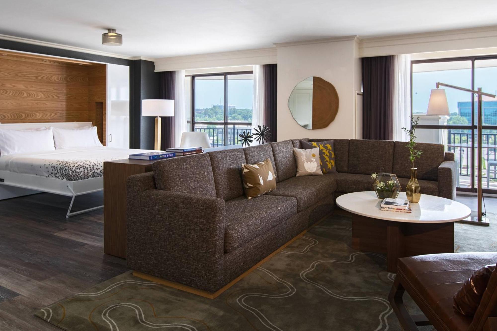 Renaissance Raleigh North Hills Hotel Екстериор снимка