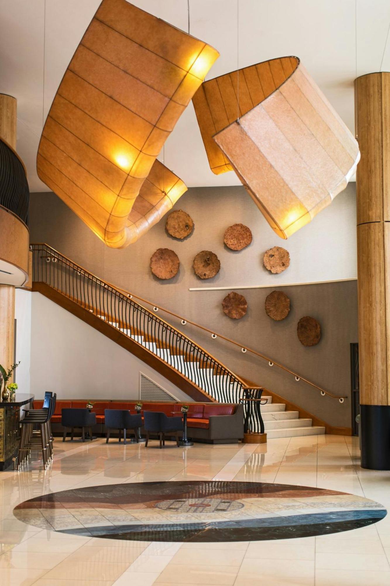 Renaissance Raleigh North Hills Hotel Екстериор снимка