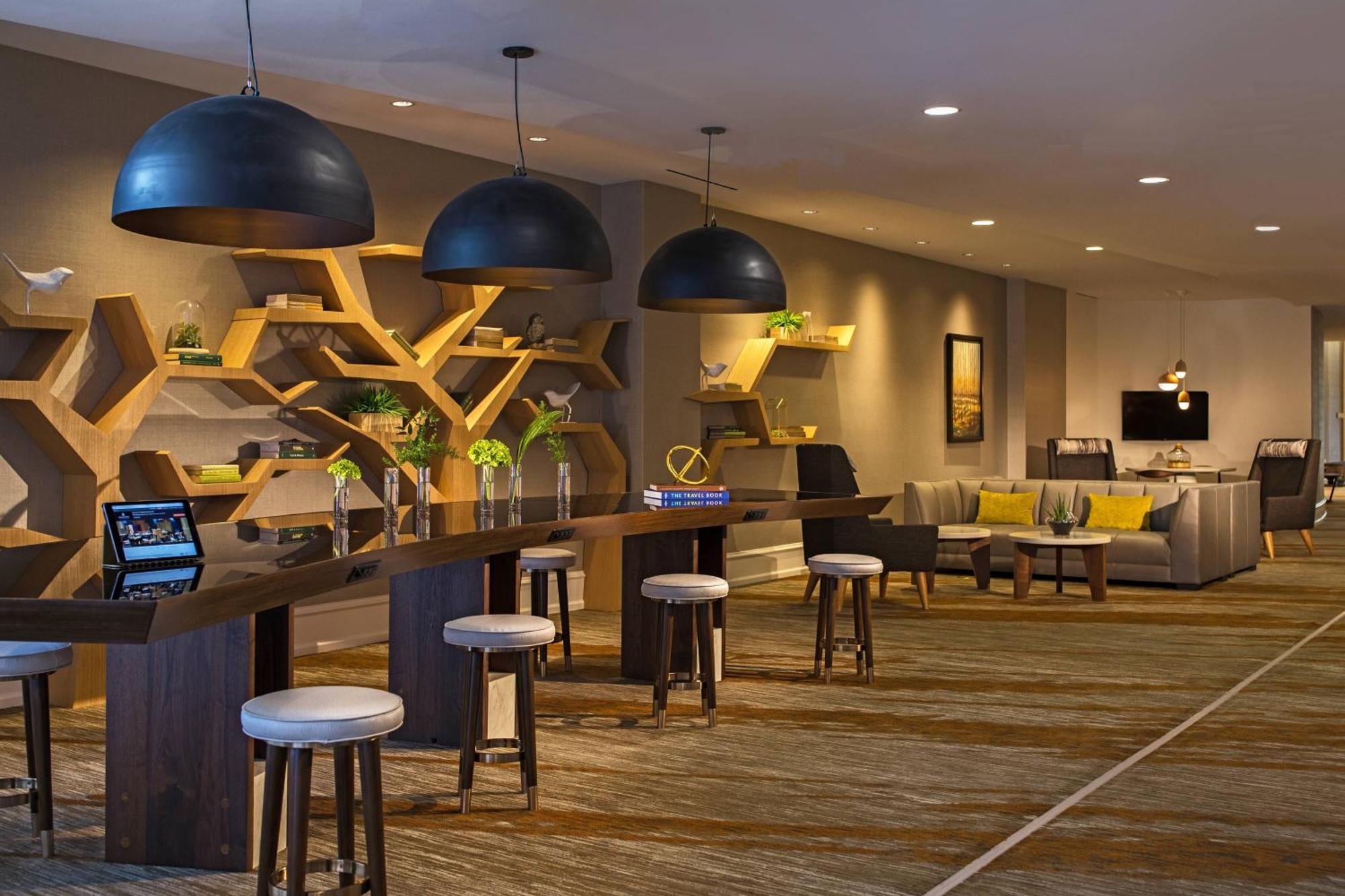 Renaissance Raleigh North Hills Hotel Екстериор снимка