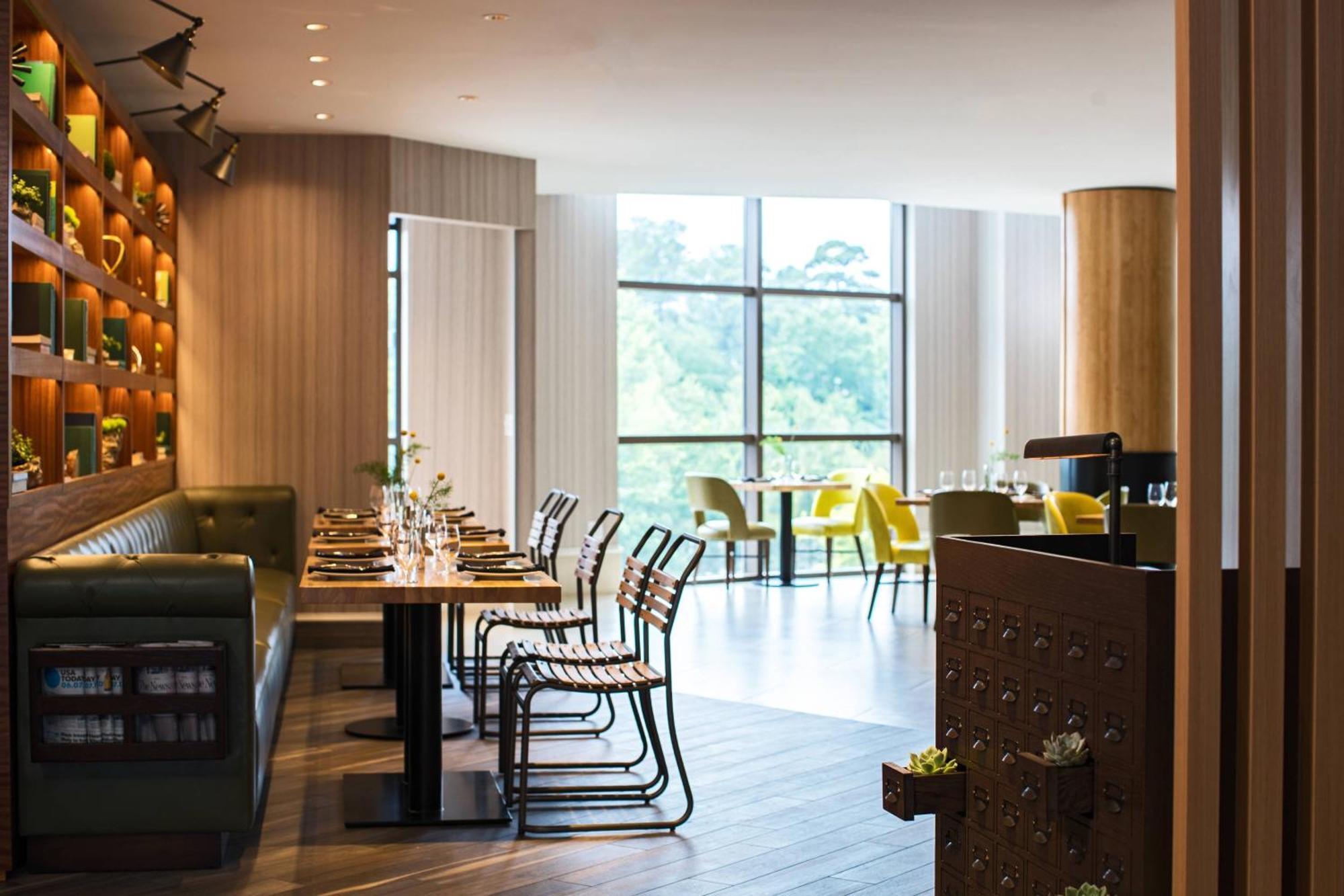 Renaissance Raleigh North Hills Hotel Екстериор снимка