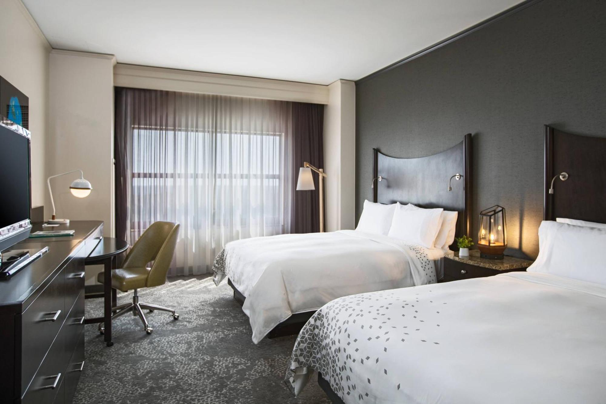Renaissance Raleigh North Hills Hotel Екстериор снимка